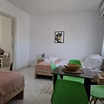 Afros Lux 201 Apartamento
